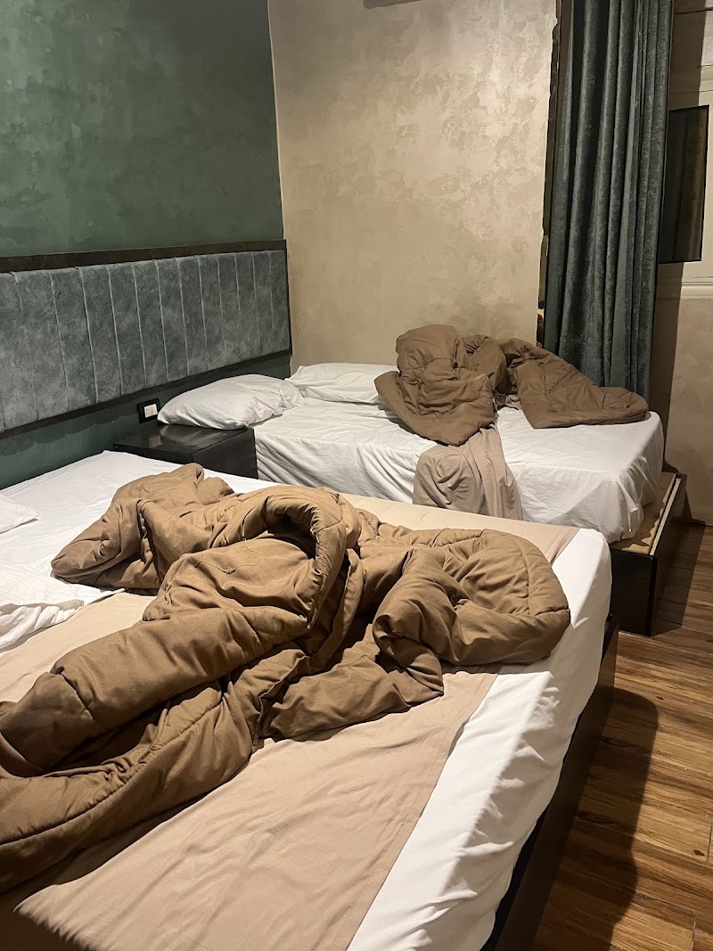 Cairo Plaza Hotel