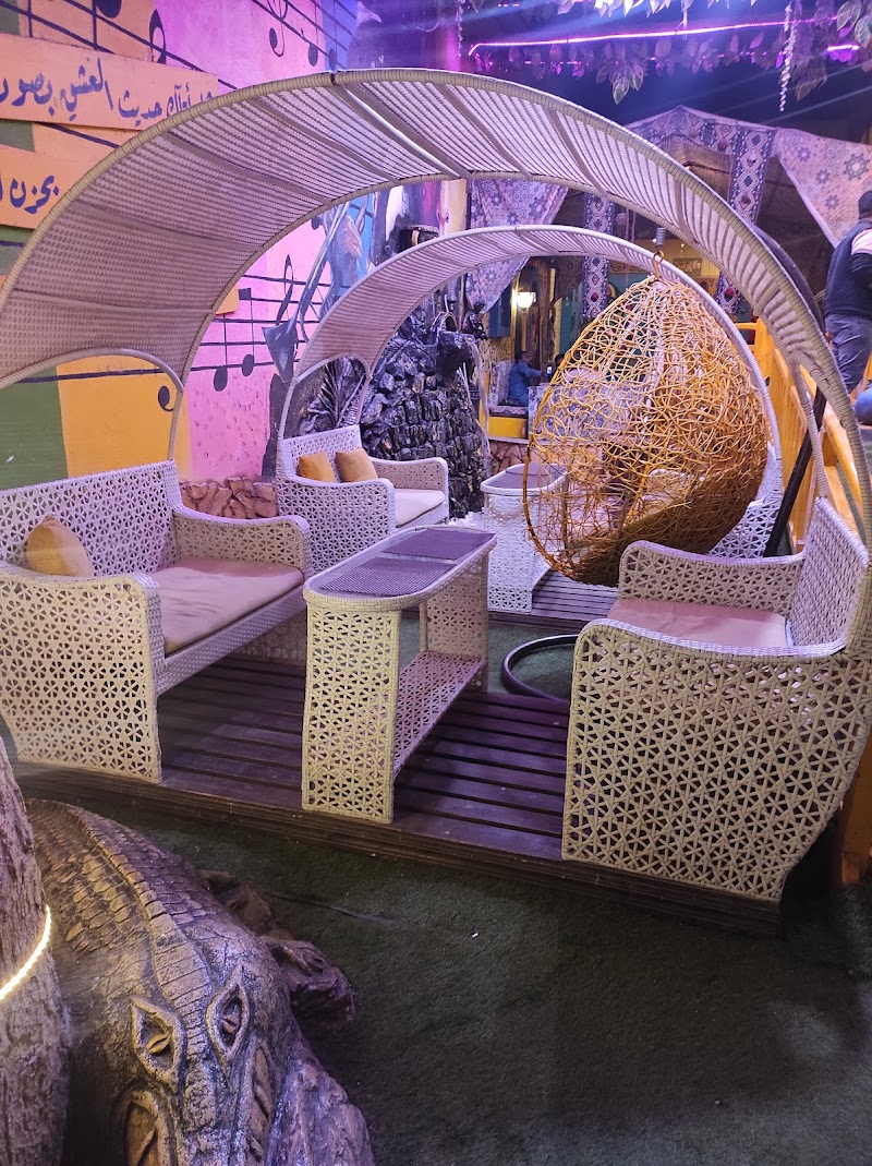 Yallow Cafe and restaurant - صورة 3