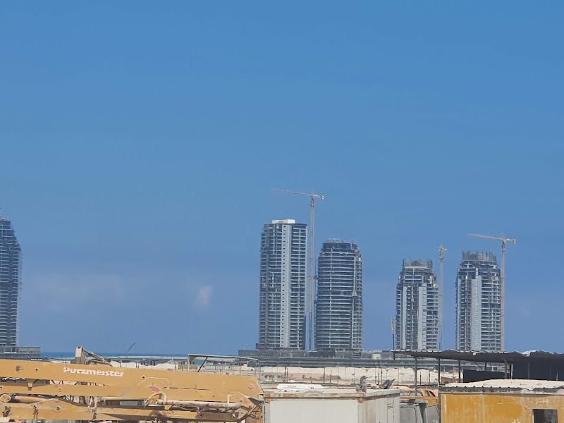 Gama construction - Photo 1