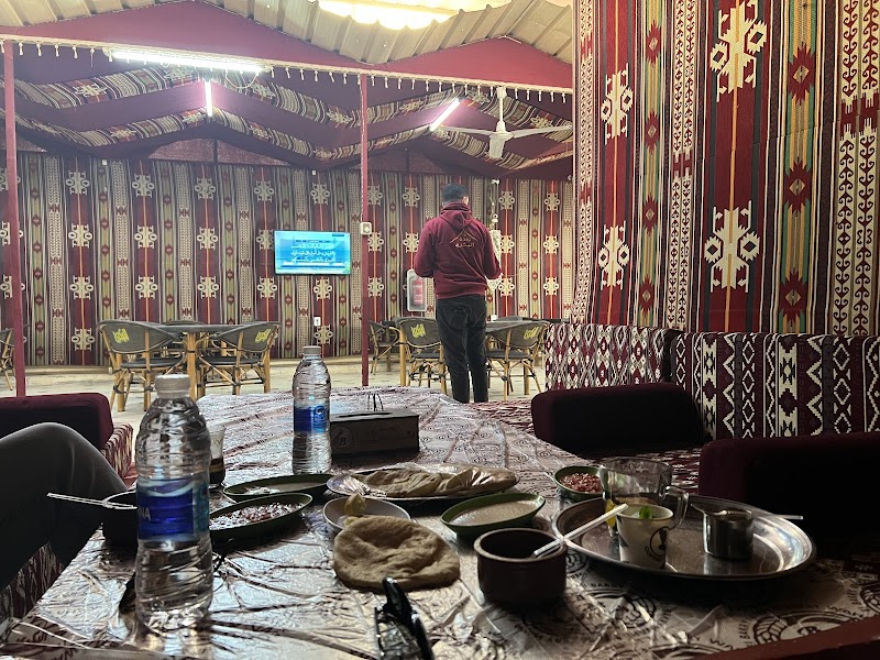 مطعم مشويات واحة البكري - Photo 1