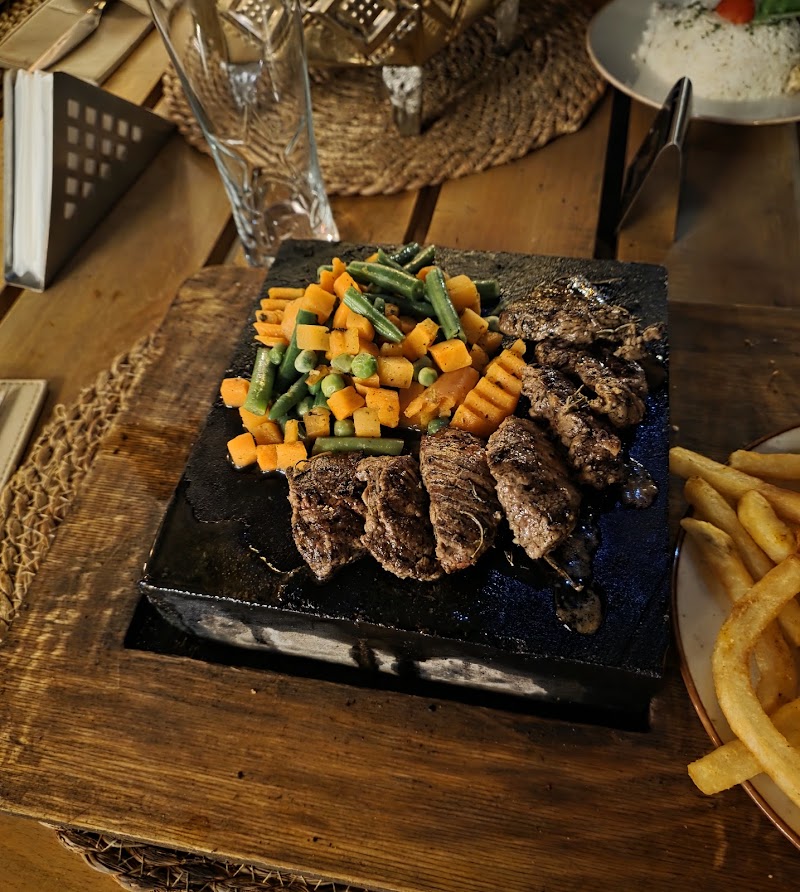 Red Sun Restaurant and Bar - صورة 2
