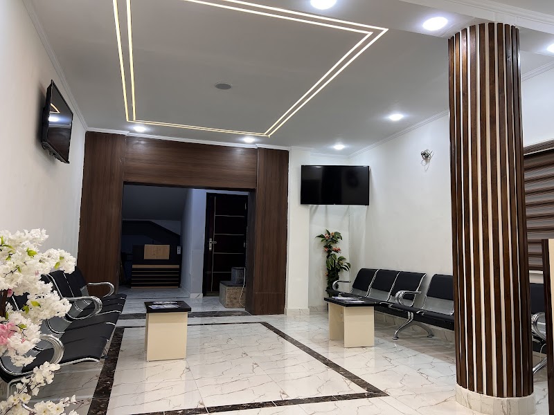 Capital medical center ( CMC ). مركز كابيتال الطبى