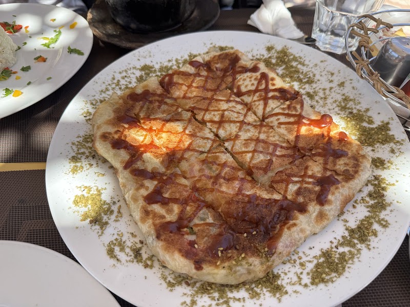 Al Sahaby Lane Restaurant - Photo 2