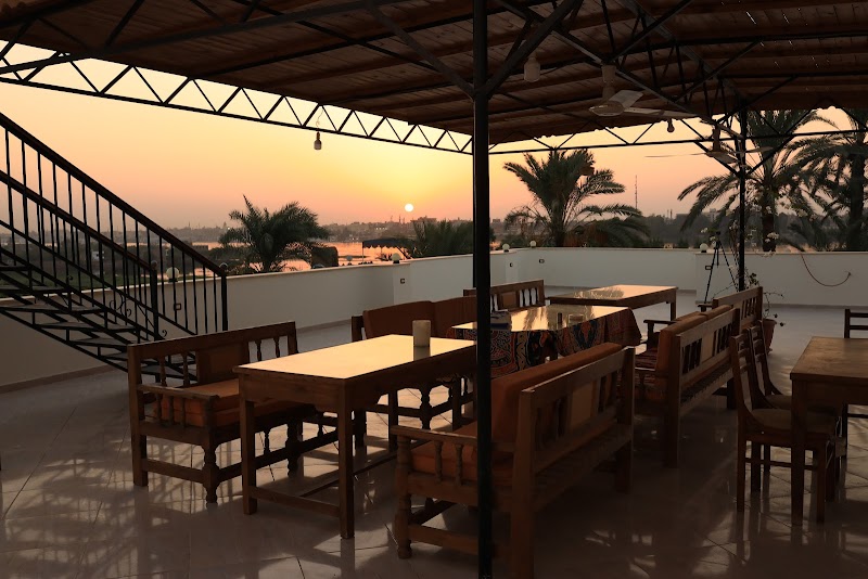 Dream island hotel & restaurant - Photo 3