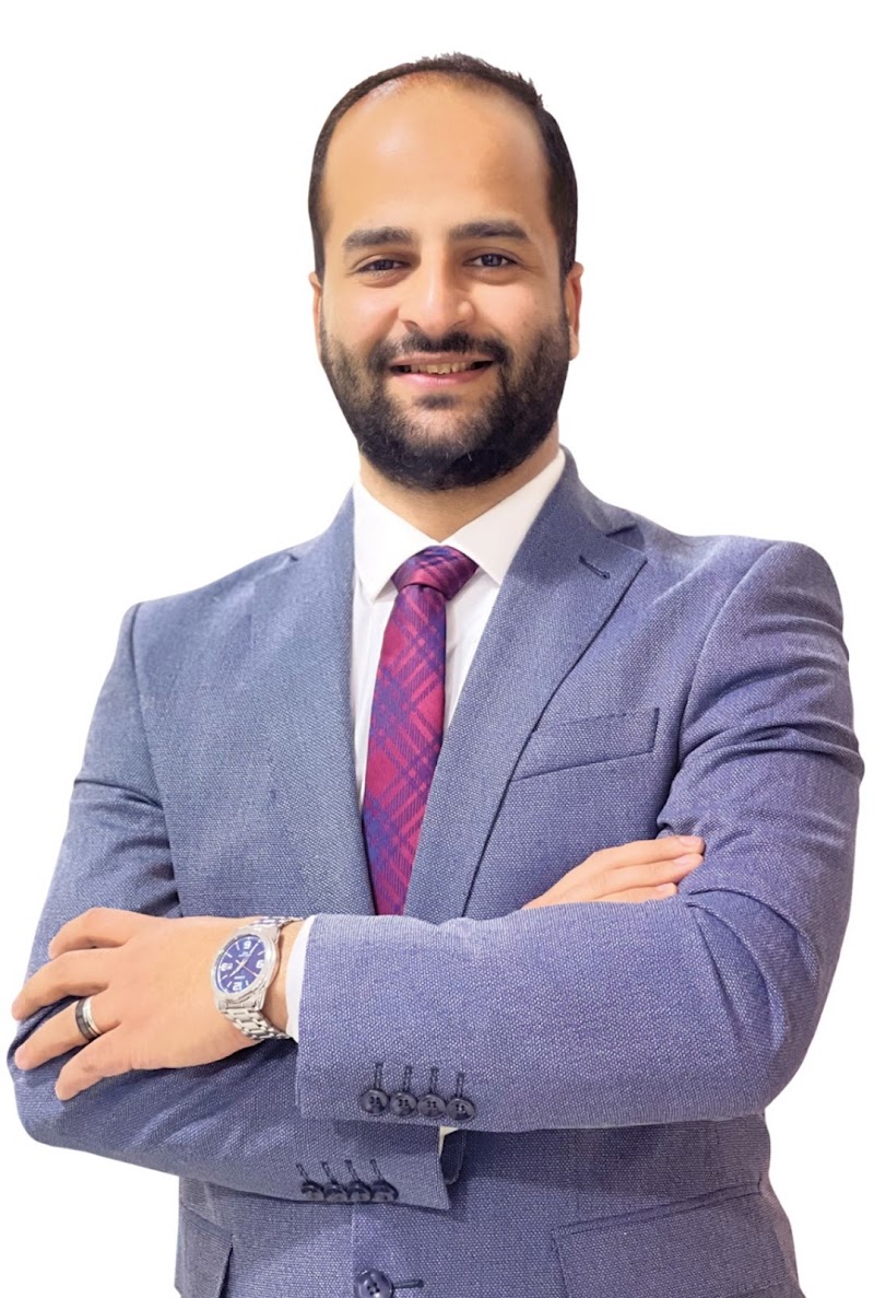 Nabil lasheen عياده دكتور نبيل لاشين استشاري الباطنه والمناظير والغدد والسكر)