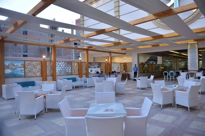 Solo Cafe and Restaurant - صورة 2