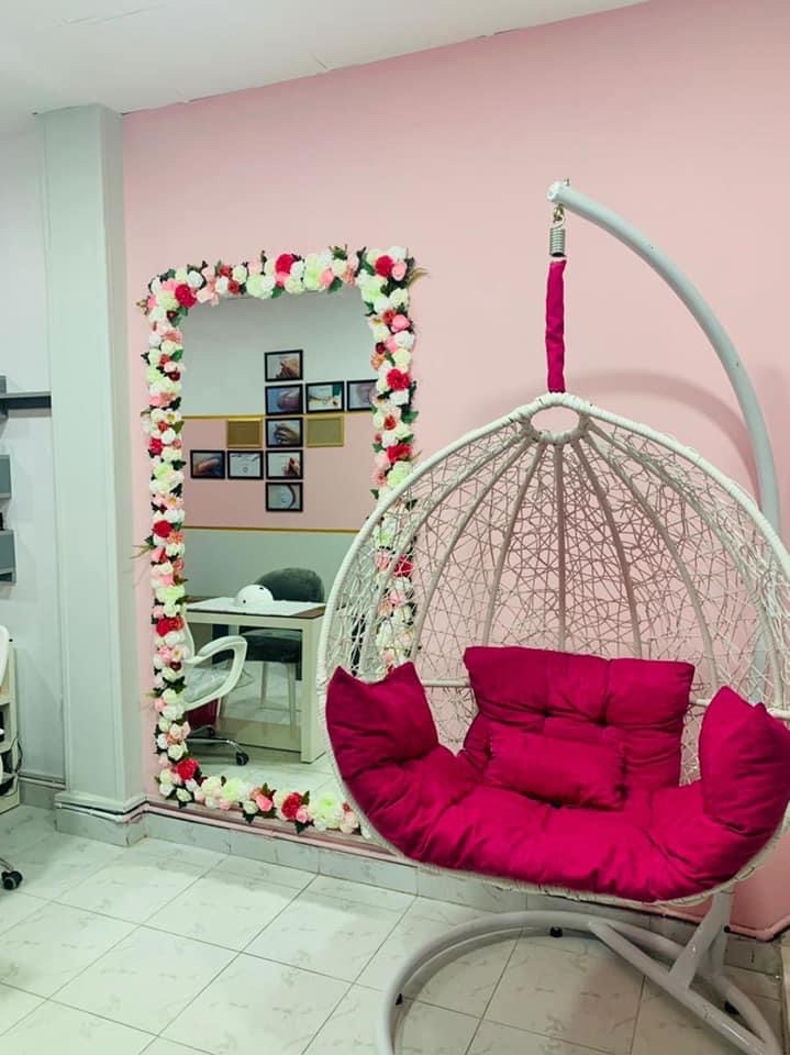 MK Nail Saloon صالون تجميل اظافر - صورة 1