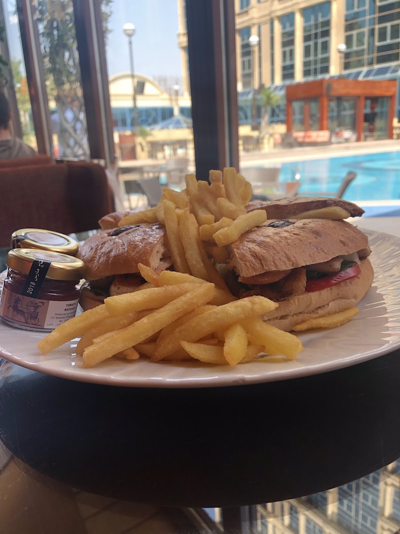 Four Seasons Restaurant &Cafe
