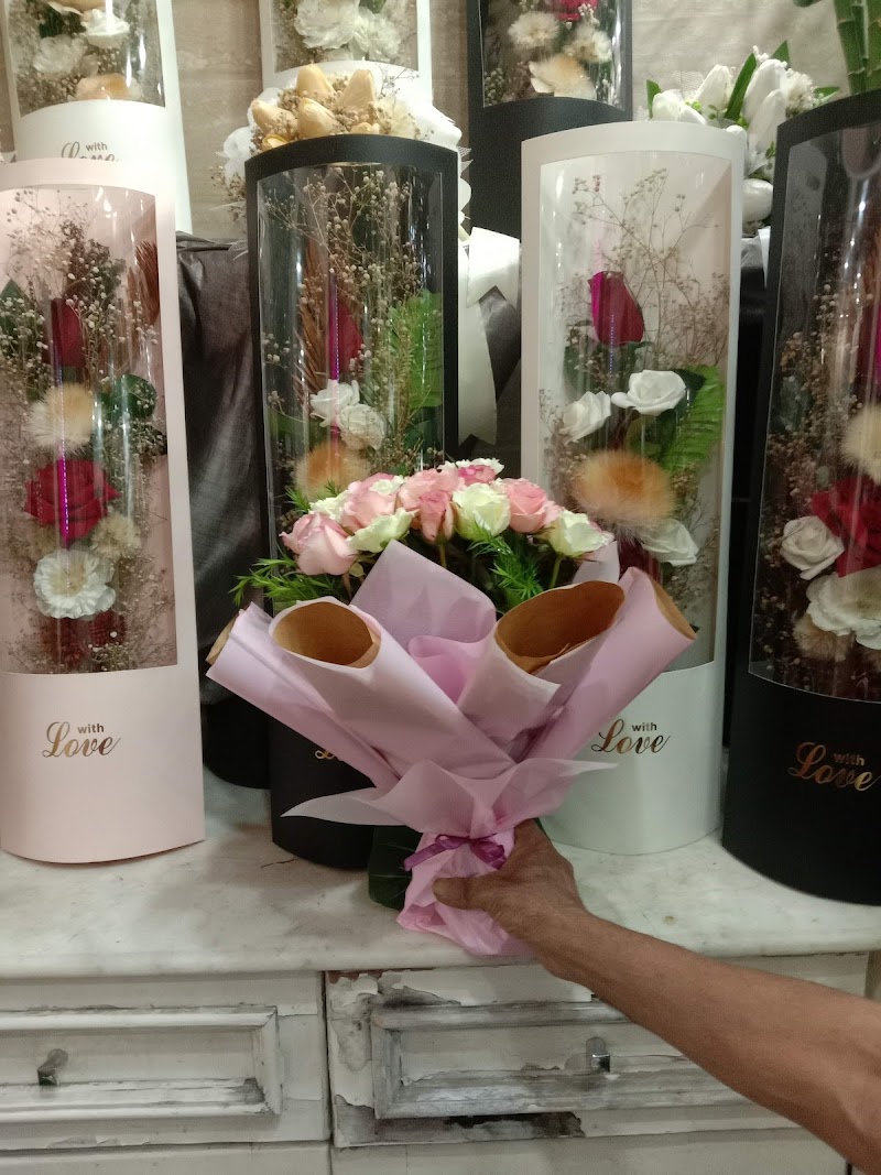 El-Horreya Flowers - Photo 2