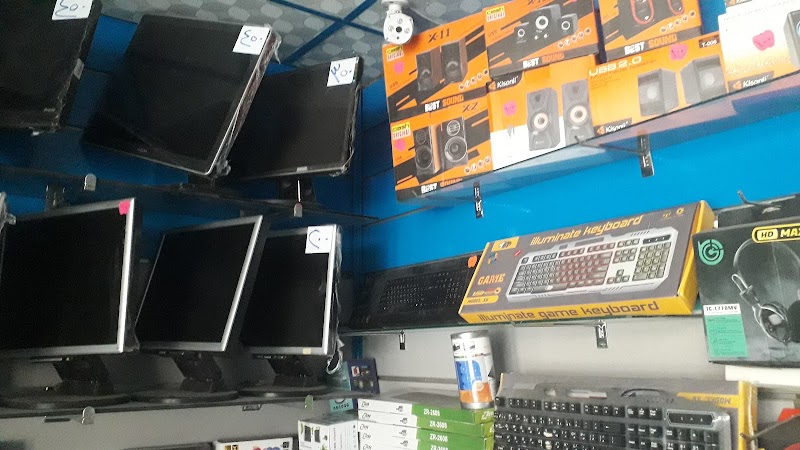 Abbad Al-Rahman Computer and Surveillance Camera Shop - Photo 1