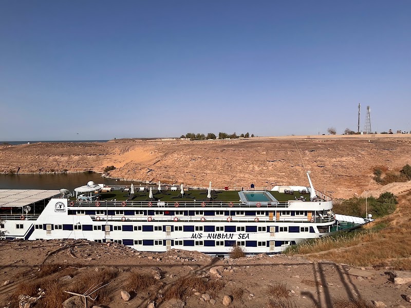 Luxor Travels - Photo 3