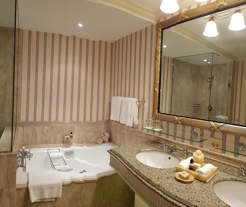 Four Seasons Hotel Cairo at The First Residence - Photo 1