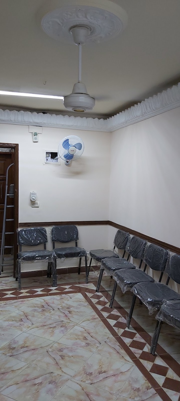 DrEmadHamdy عيادة دكتور عمادالدين محمد حمدى - دكتور عماد حمدى - د عماد حمدى استشارى باطنة عامة الفيوم