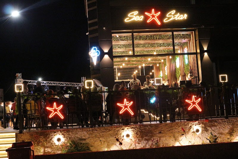 Sea Star Café - Photo 3