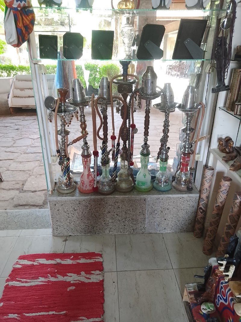 Anubis shop for souvenirs - صورة 3