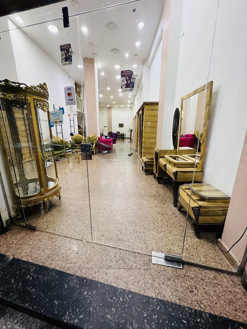 معرض حسام ابو مديغة للاثاث و صناعة الاخشاب