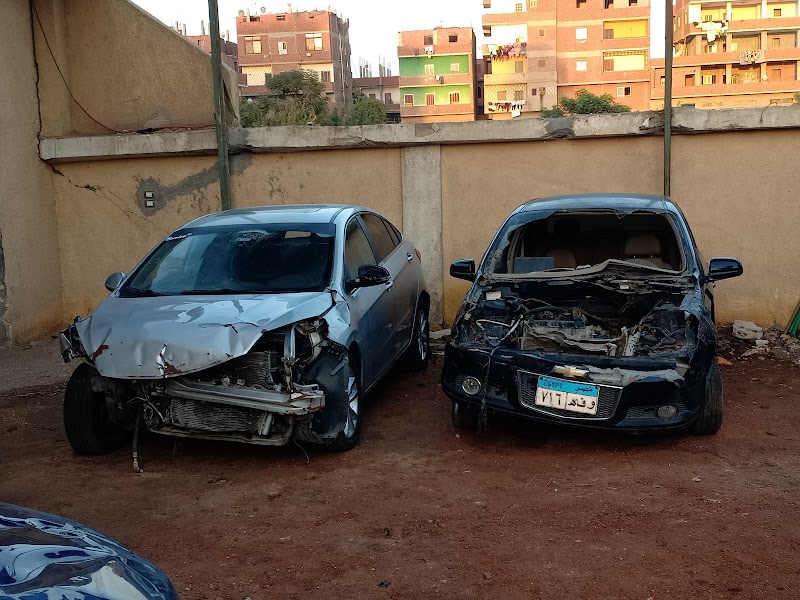 Abu Al-Hassan Auto Trading Showroom (Accident Cars) - Photo 2