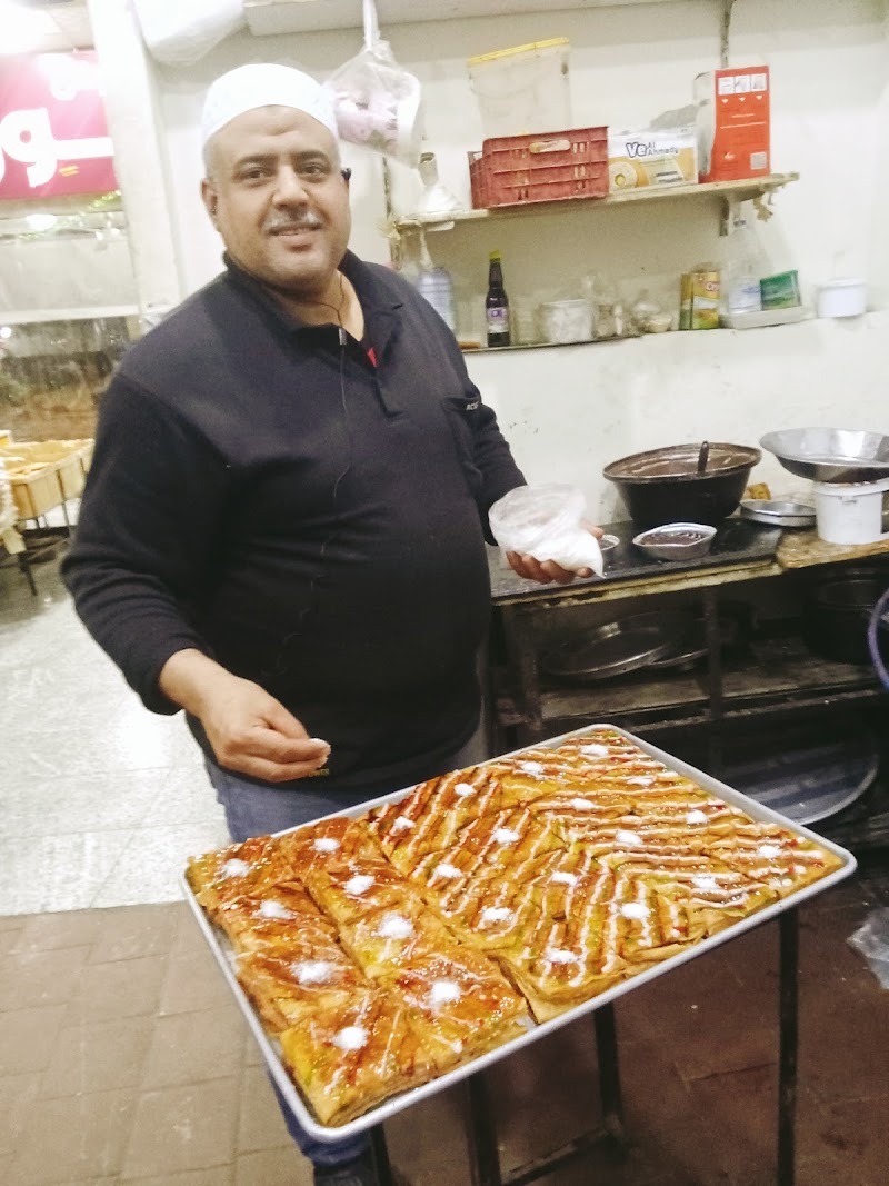 مجمع مخابز قصر وحلواني العبور