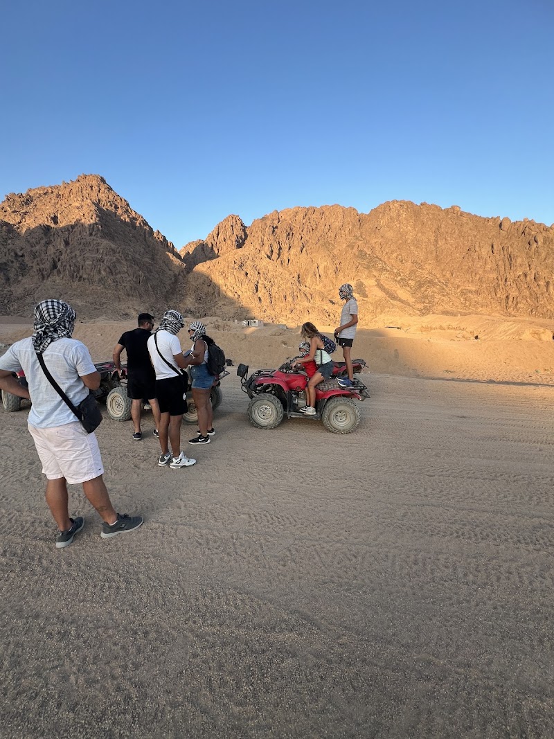 Top Agency Travel Egypt شركه سياحه و سفر و حجز طيران و فنادق - Photo 2