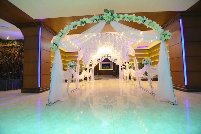 Pyramids Halls