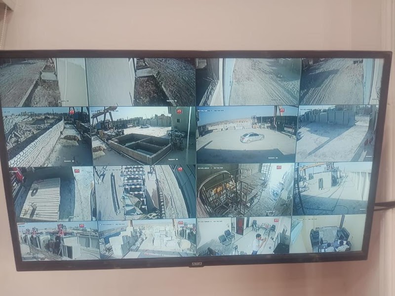 شركه فيوتشر سيستم لكاميرات المراقبة وانظمه الامن و الحاسبات - Photo 2