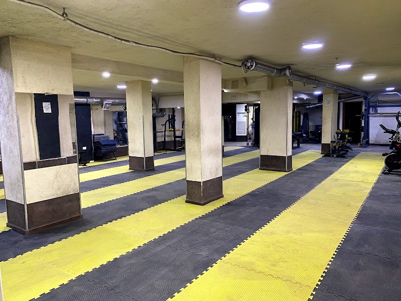 Flash Gym & Fitness Center - صورة 2