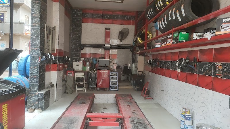 مركز خدمة حسن عامر لضبط زوايا واتزان السيارات - صورة 3