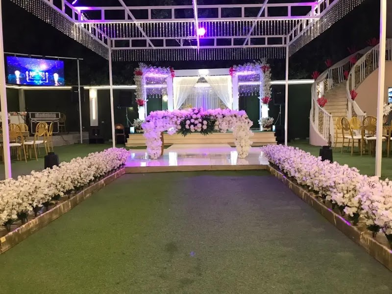 Villa Hall - Photo 3