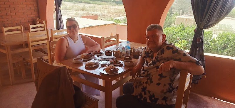 مطعم قرية تونس Tunis Village Restaurant