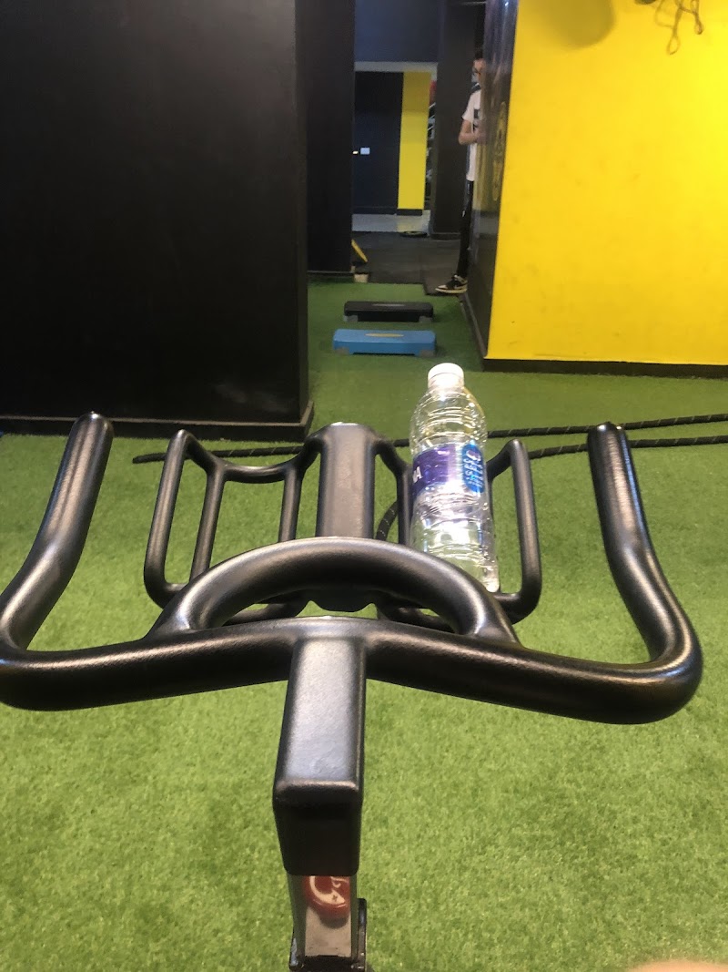 CHAMPION GYM - Photo 3