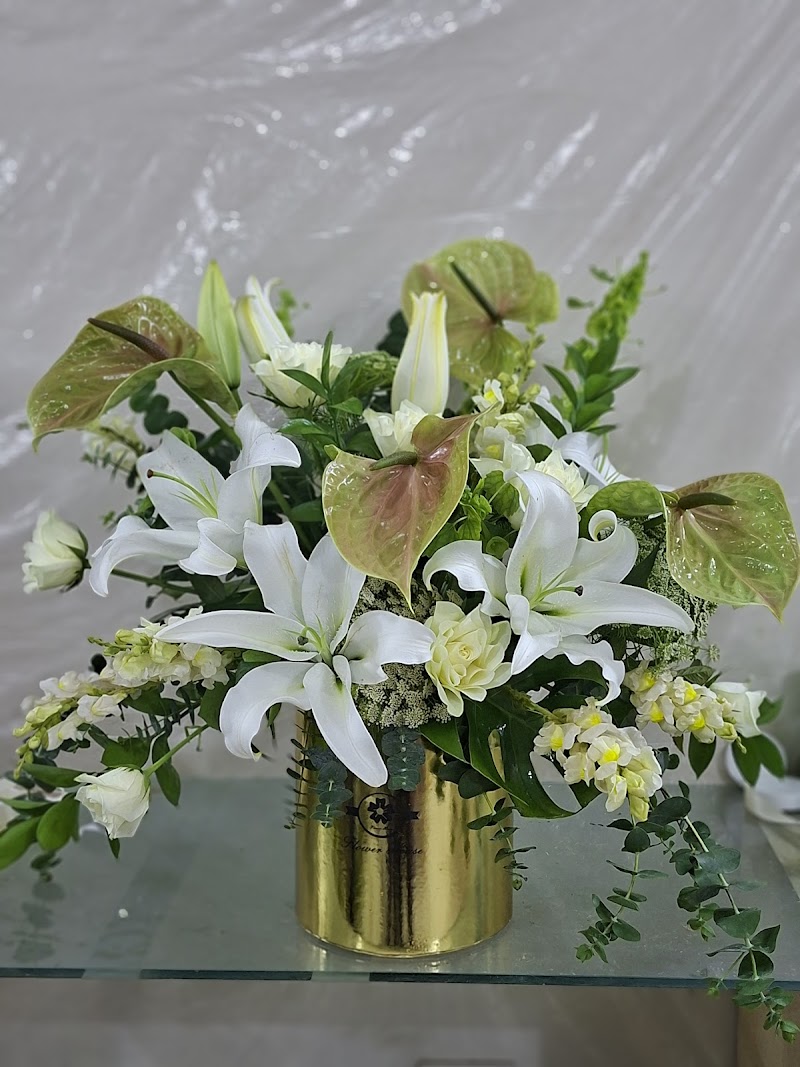 Flower house - Photo 2
