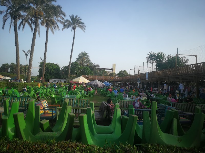 نادي العبد - صورة 1