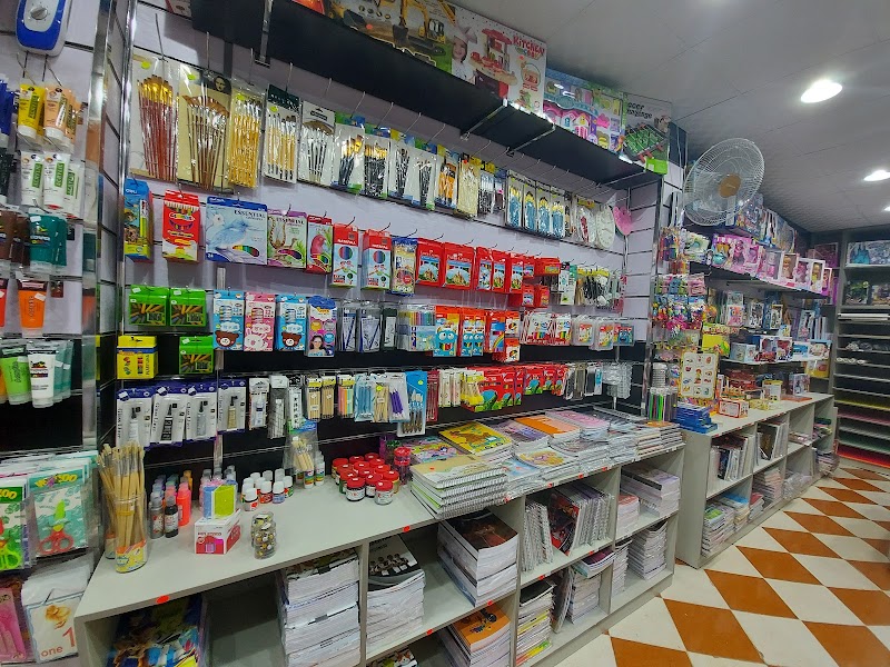 مكتبات القزاز للفنون الجميلة - Photo 3
