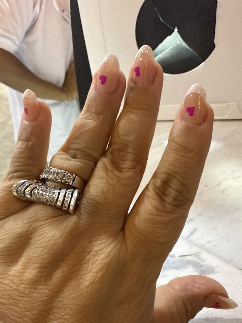 Nour nails palm hills Sheikh Zayed - صورة 1