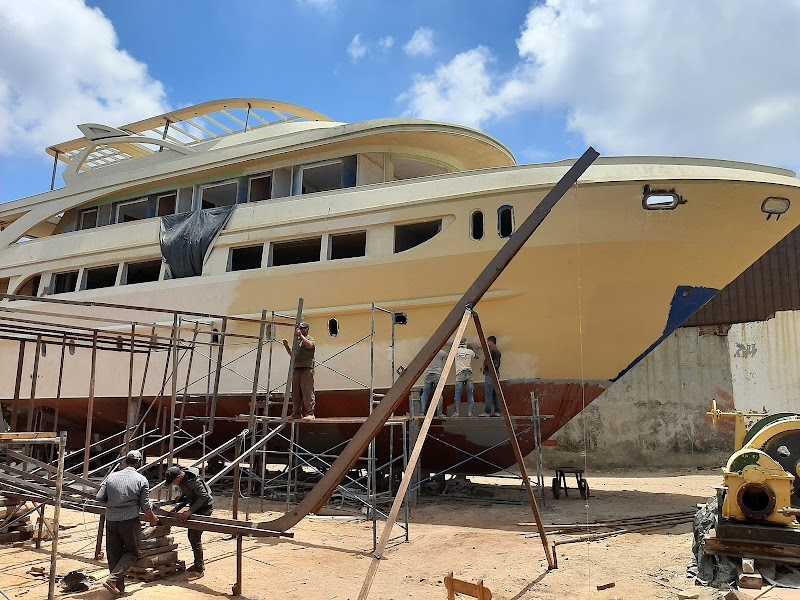 Al-Madawi Shipyard - Photo 1