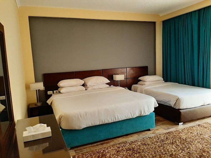 Byoot Bay Resort & Hotel