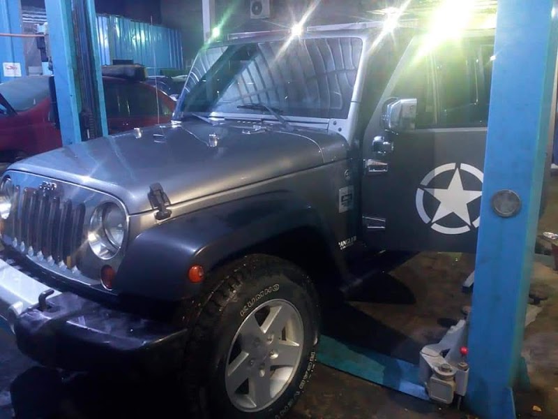 Dr. Cars Center for Maintenance - Photo 2