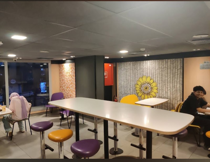 McDonald's Suez Branch - Photo 3