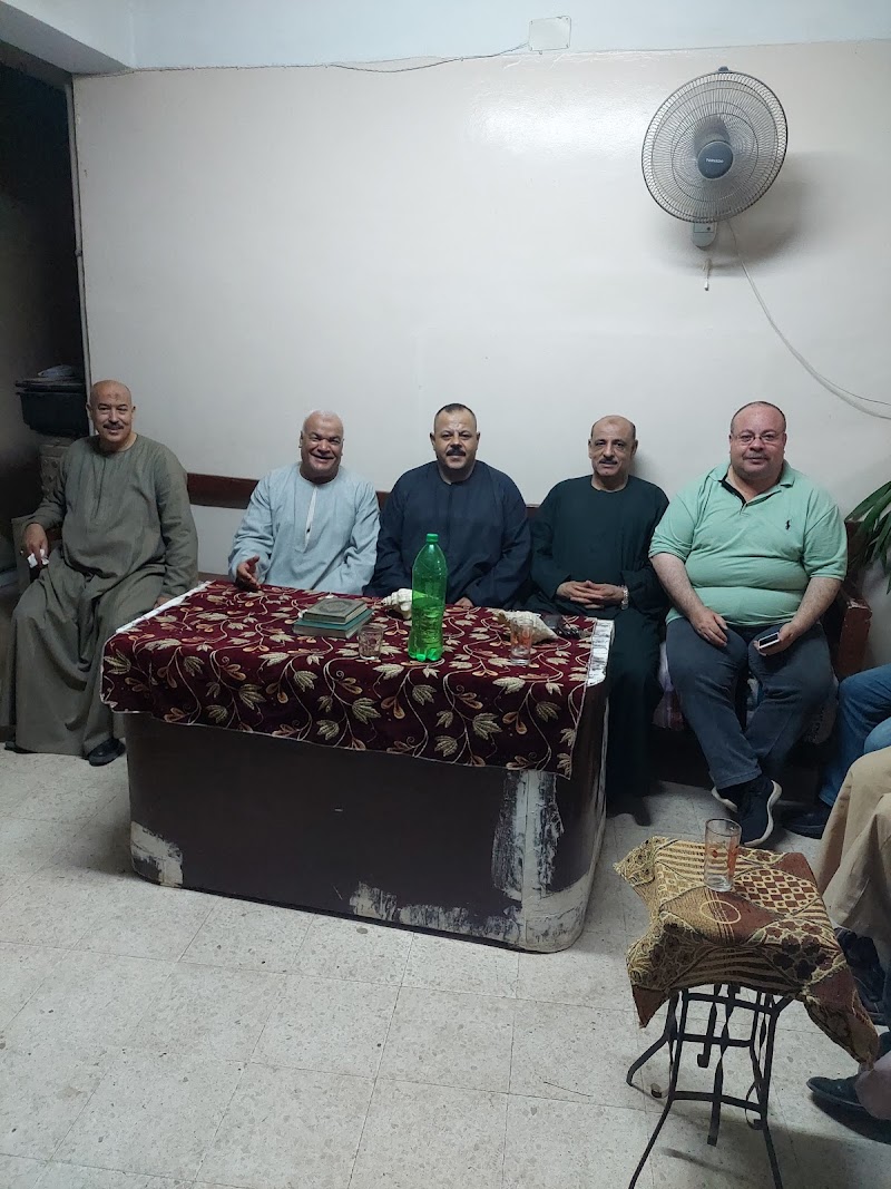 النائب الإلكتروني دكتور اشرف فتح الباب المحامي بالنقض والإدارية العليا وللمحاماه والاستشارات القانونية - صورة 1