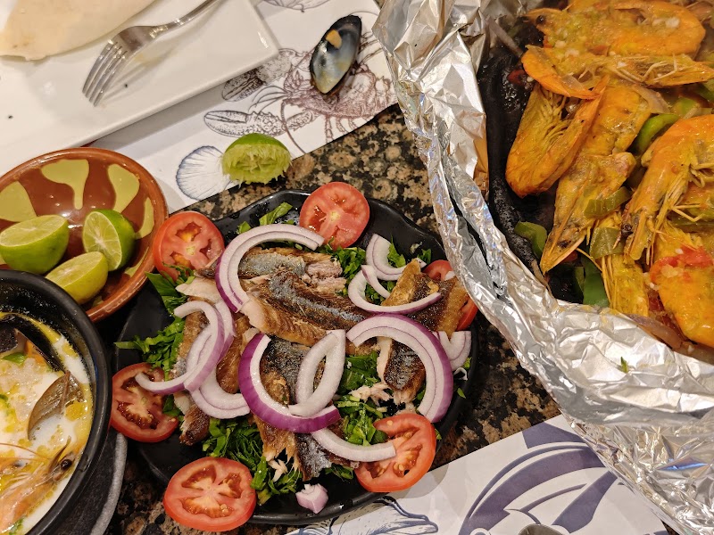 Al Halaka Fish Restaurant - Photo 2