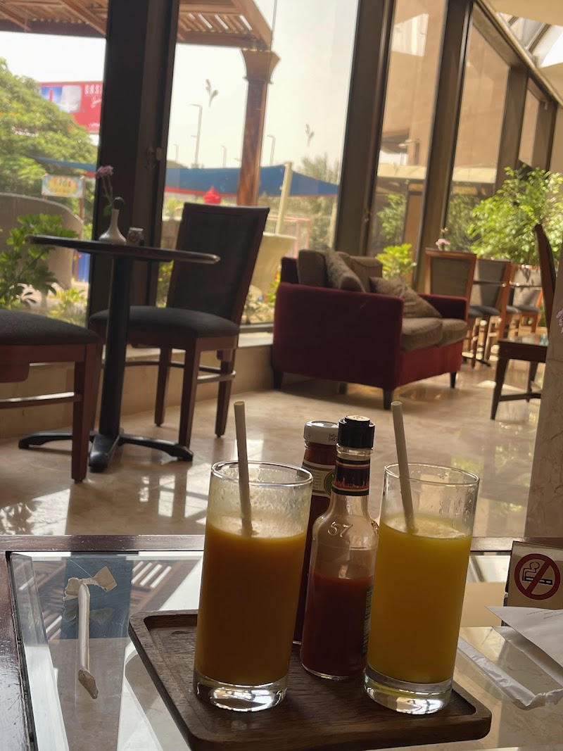 Garden Court Cafe - Photo 2