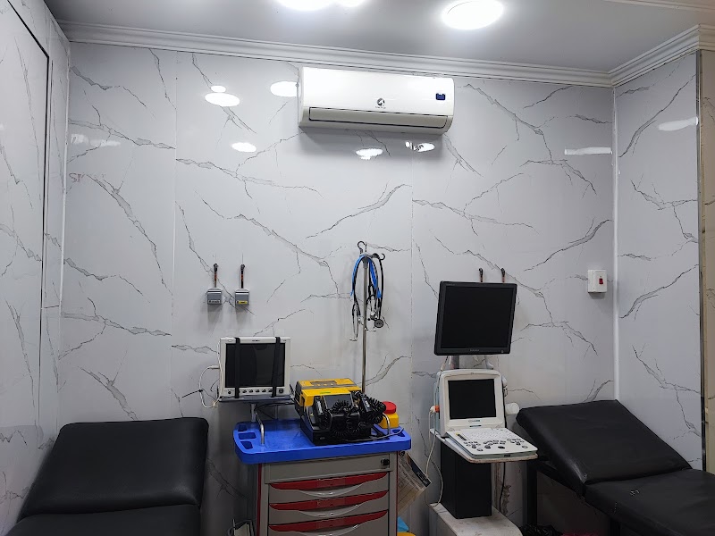 Al Madina Hospital - Photo 3