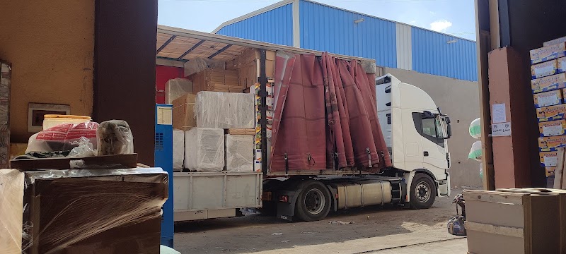 شركة العاديات لخدمات الشحن - Photo 2