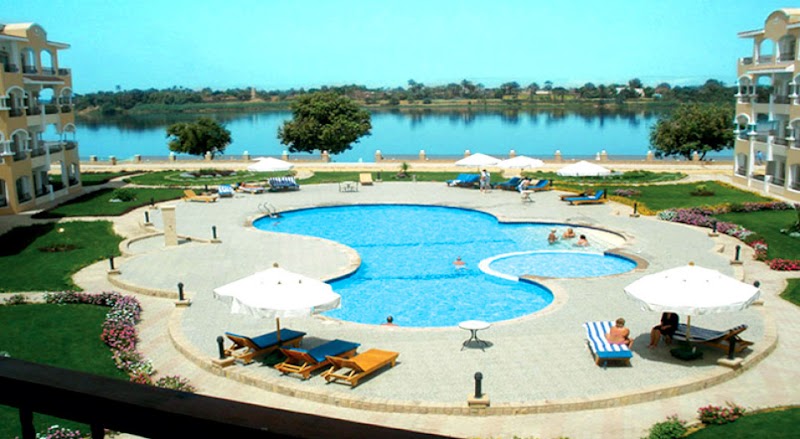 Luxor Resort - صورة 1
