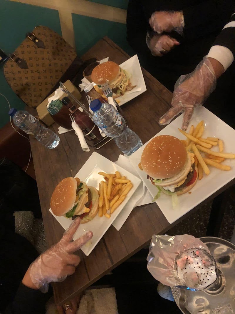 Radio Café & Restaurant