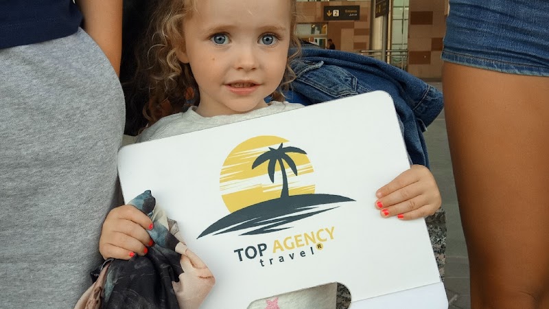 Top Agency Travel Egypt شركه سياحه و سفر و حجز طيران و فنادق