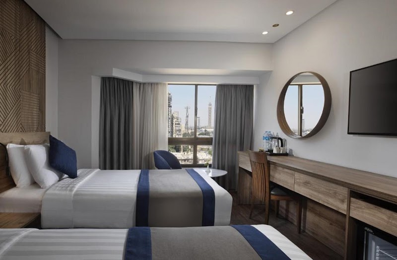 Pyramisa Suites Hotel