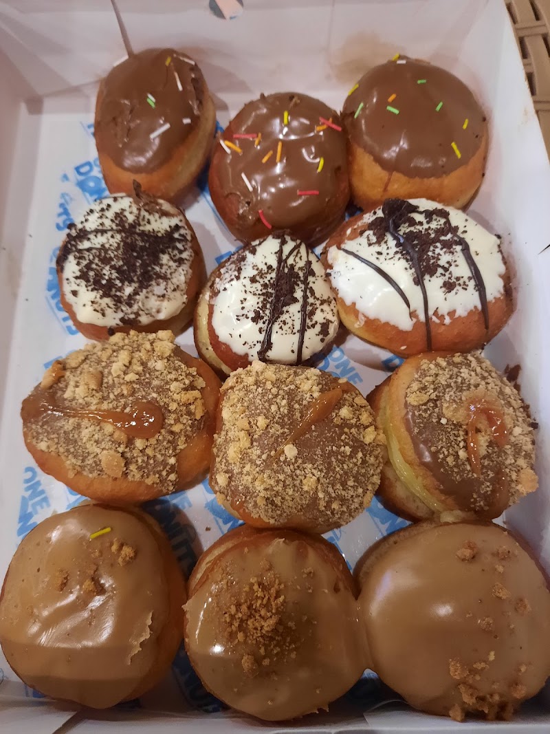 One donuts - Photo 1