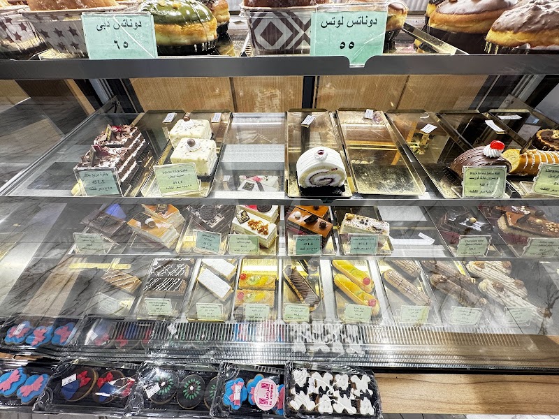 حلواني الزهراء فرع الدهار الرئيسي Elzahraa Patisseries Main branch - صورة 3