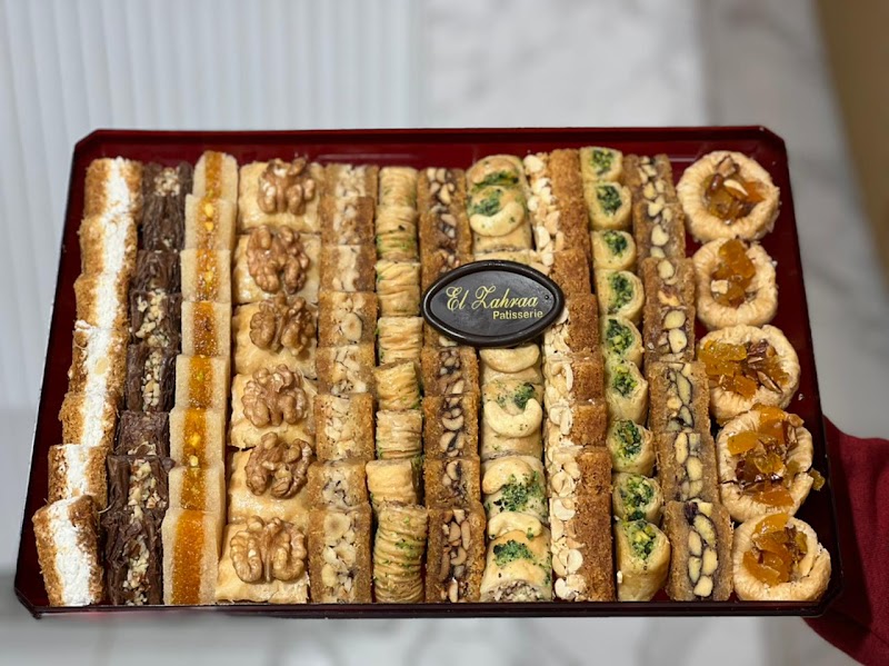 حلواني الزهراء فرع الدهار الرئيسي Elzahraa Patisseries Main branch - صورة 1